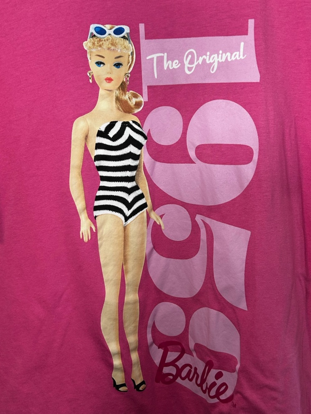 Barbie Mattel Women’s XL 15-17 Pink Graphic Tee Shirt Retro 1958 Doll Print Pink - Picture 2 of 4
